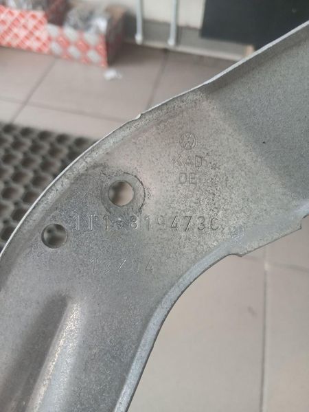 Кронштейн кріплення блоку комфорту Volkswagen Touran 03-10 1K1819473H 1K1819473C 3109110413 фото