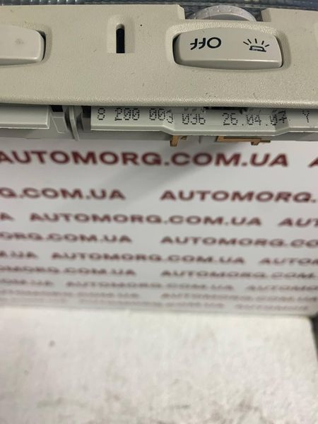 Плафон освещения салона Renault Laguna 2 01-07 8200003036 2885636847 фото