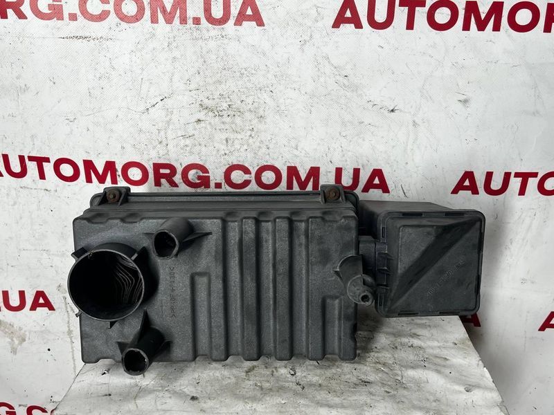 Корпус повітряного фільтра Ford Focus Mk1 1.8 D (2004-2006) 98AB9F763LE 2885636254 фото