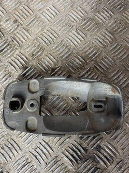 Корпус ручки дверей задньої розсувної правої Renault Trafic 2001-2014 , Opel Vivaro 2001-2014 , Nissan Primastar 2002-2016 2885636635 фото
