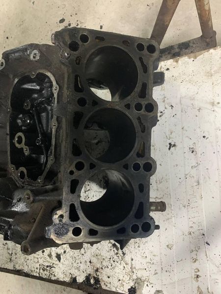 Блок циліндрів двигуна 2.5 VW Volkswagen Passat B5, Audi A6 C5 059103021J 2885632503 фото