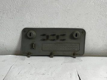 Захист / Заглушка Запобіжників Renault Kangoo 8200336575 2885634774 фото