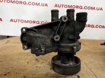 Корпус водяного насоса охолодження VW Volkswagen T4 037121013A 2885633554 фото