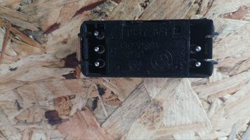 Кнопка аварийки Bmw E36 (90-98) 613113907511 2885637811 фото