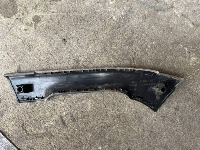 Накладка ручки дверей передньої лівої ,Renault Master 2010-, NISSAN NV400 10-21, OPEL Movano B 10-21, 8200730608 3118679660 фото