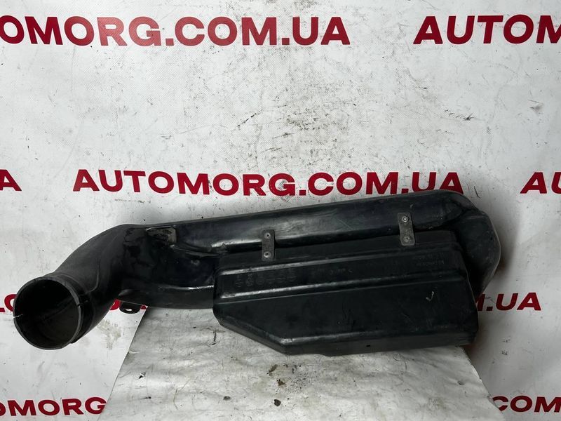 Резонатор повітряного фільтра Kia Carnival 2.9 TD (1999-2002) K55813371 OK55213330 2885636111 фото