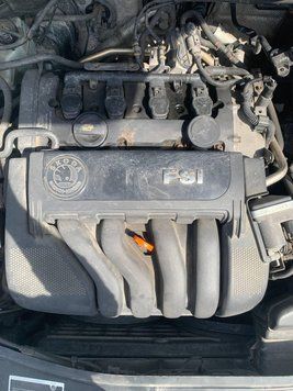 Двигтель бензин 2,0 FSI BLR Skoda Octavia A5 passat b6 , golf 5 , touran , audi a3, seat, 06F100033QX, 06F100033Q 3043111578 фото