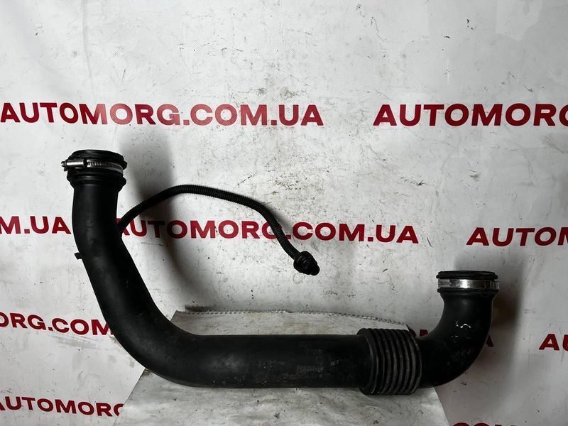 Патрубок Воздушного фильтра Renault Trafic, Opel Vivaro 2.5 DCI (2001-2014) 8200192881 2885636080 фото