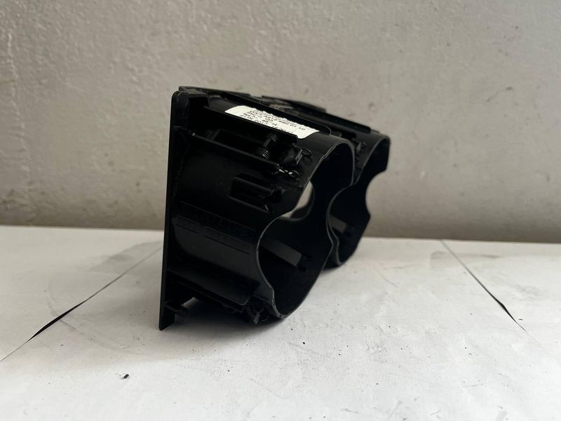 Подстаканники MB Mercedes E-Class W212 A2126800110 2885633977 фото