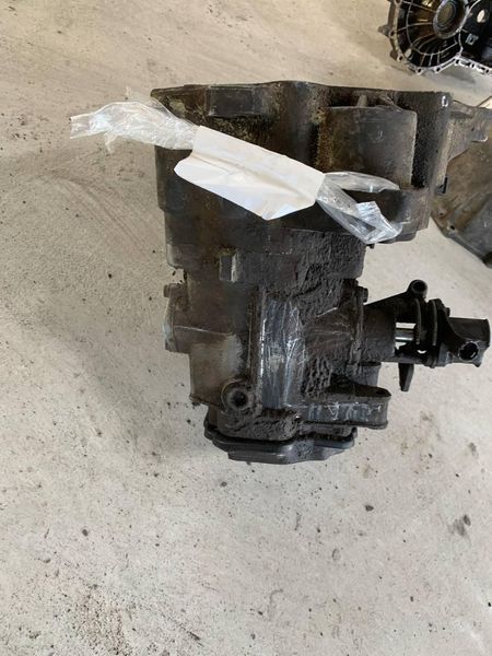 КПП Механическая Коробка Передатчик VW Volkswagen Golf Passat B4 (93-97) (Под Разборку) 02A301107B 2885632460 фото