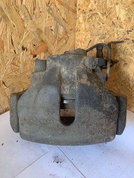 Супорт гальмівний Audi A4 B5, 94-01, A6 C5, 98-05, VW Passat B5 98-05, Skoda Superb 01-08, 4B0615124 2885637566 фото