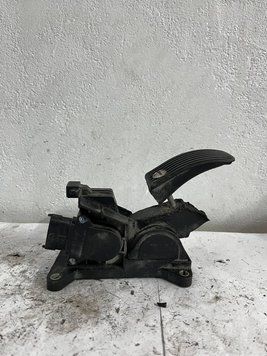 Педаль газу електронна MB Mercedes Vito W639 (03-10) 0281002561, A6393000604 2885633130 фото