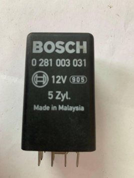 Реле свічок розжарювання VW Volksvagen T5 2.5 TDI 07Z907281A ,0281003031 2885632575 фото