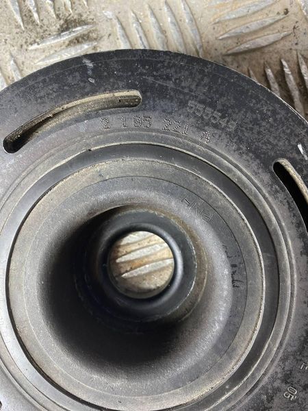Шків коленвалу Renault 2.2, 2.5dci Laguna 01-07, Renault Master II (1998-2003), Trafic 01-14, Opel Vivaro 01-14, Nissan Primastar 2885636282 фото
