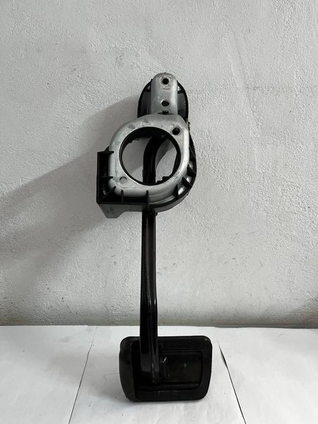 Педаль гальм MB Mercedes E-Class W212 , W204 204290021 A204290039 204292025 A1232910082 2885634698 фото