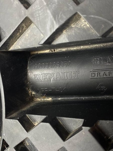 Корпус повітряного фільтра Renault Laguna 2 01-07 8200028632 2885636655 фото