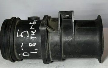 Датчик потоку (витрати) повітря, витратомір,воздухомер Audi A4-A6, Volkswagen Passat VW Touran 0280217112 058133471A 2885632039 фото