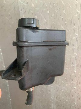 Бачок гідропідчилювача керма Mitsubishi Spase Star 00-04r 60096469 2885633265 фото