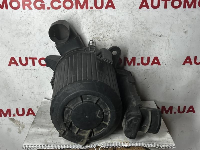 Корпус воздушного фильтра VW Volkswagen T4 2.4 D (1991-2003) 044129607M 2885636108 фото
