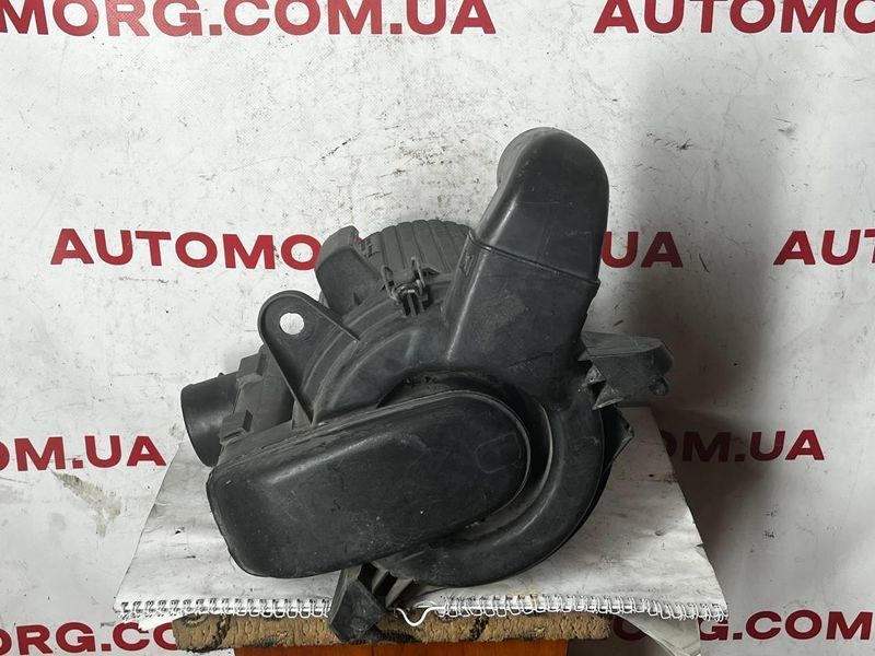 Корпус воздушного фильтра VW Volkswagen T4 2.4 D (1991-2003) 044129607M 2885636108 фото