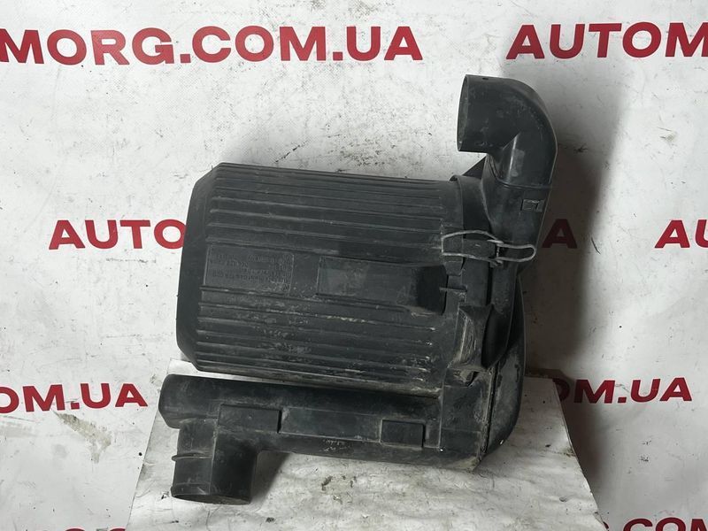 Корпус воздушного фильтра VW Volkswagen T4 2.4 D (1991-2003) 044129607M 2885636108 фото