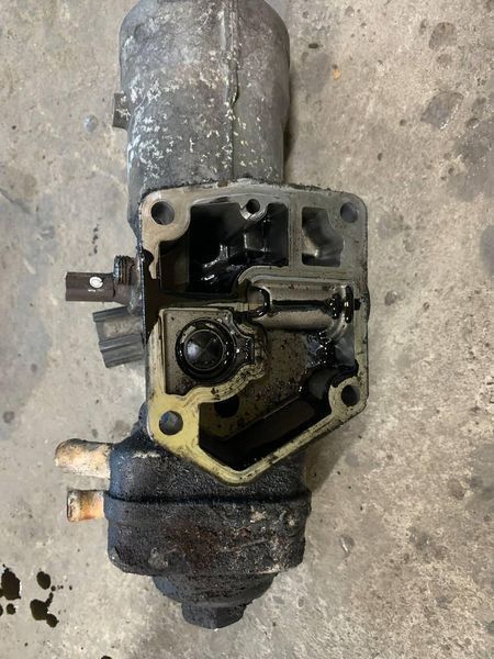 Корпус масляного фільтра Skoda Octavia A5 04-13 VW Volkswagen Passat Touran Caddy3\T5\ Fabia 045115389E 3063477028 фото