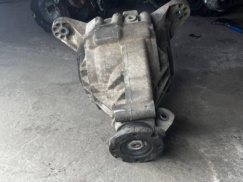 Редуктор Задний MB Mercedes ML W163 (01-05) 4460-310-013 3.70 2885635193 фото